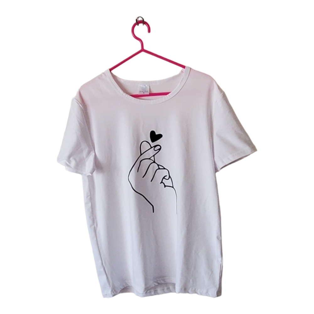 New* Graphic Print Crew Neck T-shirt, T-Shirts Tops. Size M